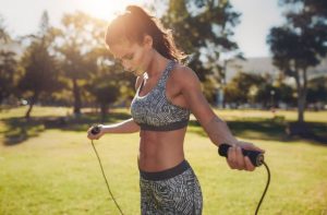 5 bénéfices du saut à la corde en 5 minutes par jour
