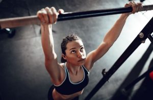 Qu'est-ce que les tractions et comment les pratiquer ?