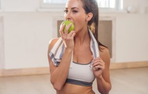 Est-il recommandé de faire du sport après avoir mangé ?