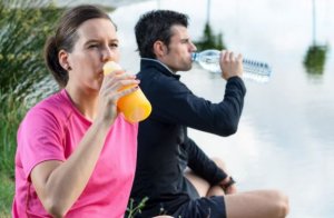 Comment devrions-nous manger après un défi sportif