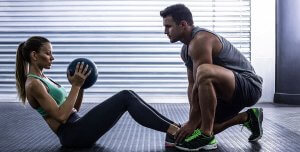 Les exercices à faire avec un ballon médicinal