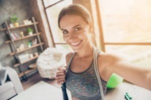 Exercices cardio sans machines et sans sortir de chez soi