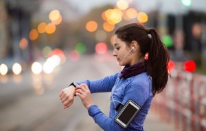 Courir sous la pluie peut devenir une activité inconfortable.