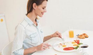 Existe-t-il un risque à manger des œufs ?