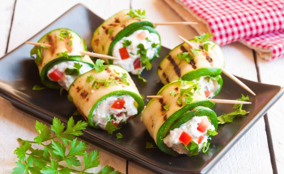 Roulés au fromage et à la courgette