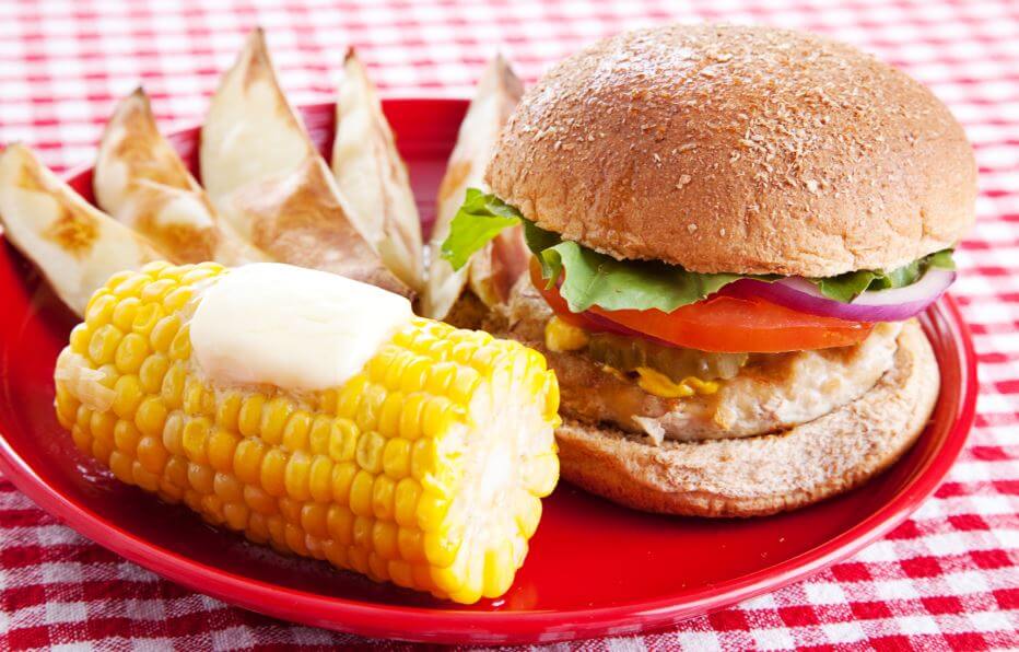 Des hamburgers au maïs.