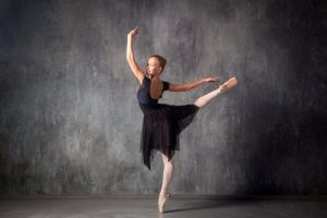 Caractéristiques physiques développées par la danse classique
