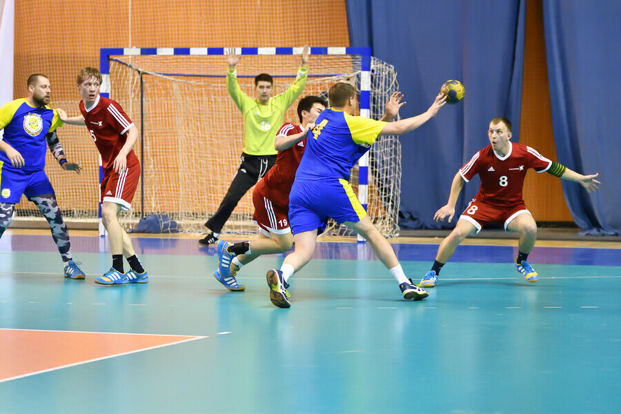 Tout ce que vous devez savoir sur le handball - Santé Physique