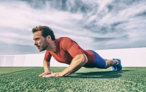 Triceps : 3 exercices que vous devez inclure dans votre routine