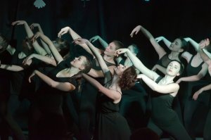 Un spectacle de danse contemporaine