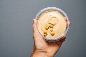 Bol de houmous.
