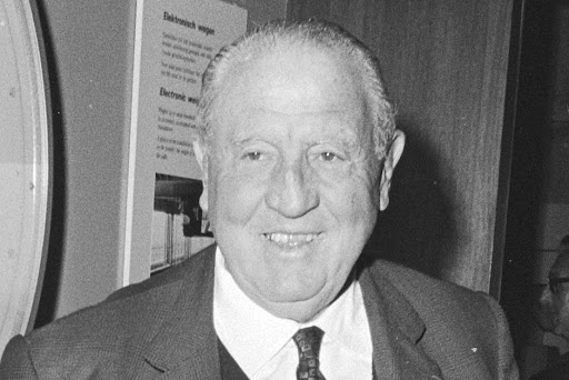 Qui était Santiago Bernabéu ?