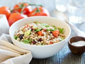 Une salade de quinoa.