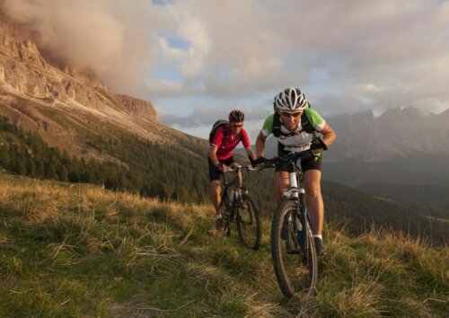 Débuter le VTT est plus agréable en groupe.