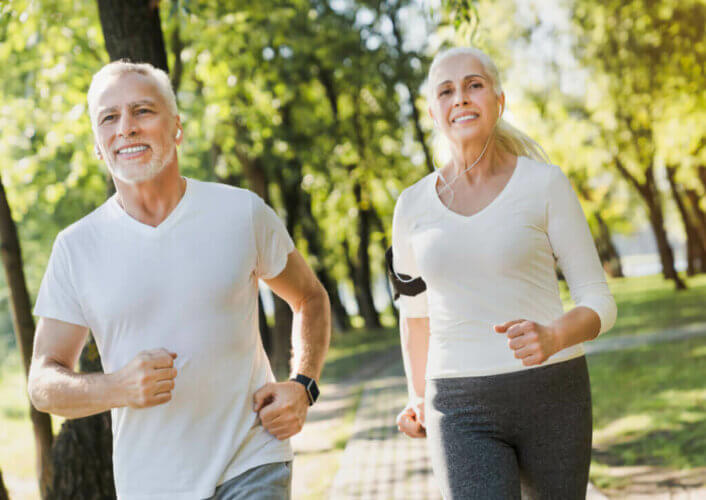 Comment le sport aide-t-il à prévenir la maladie d'Alzheimer ?